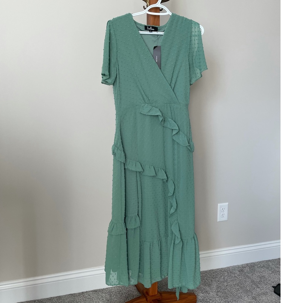 Swiss dot Lulus dress